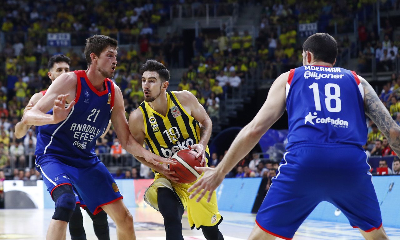 Φενέρμπαχτσε-Αναντολού Εφές 93-78: «Αγκαλιά» με τον τίτλο η Φενέρ - Επικράτησε άνετα για το 2-0