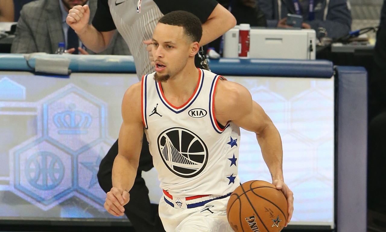 NBA: Σπουδαίο «διπλό» για Ουόριορς με «δαιμονισμένο» Κάρι (video)