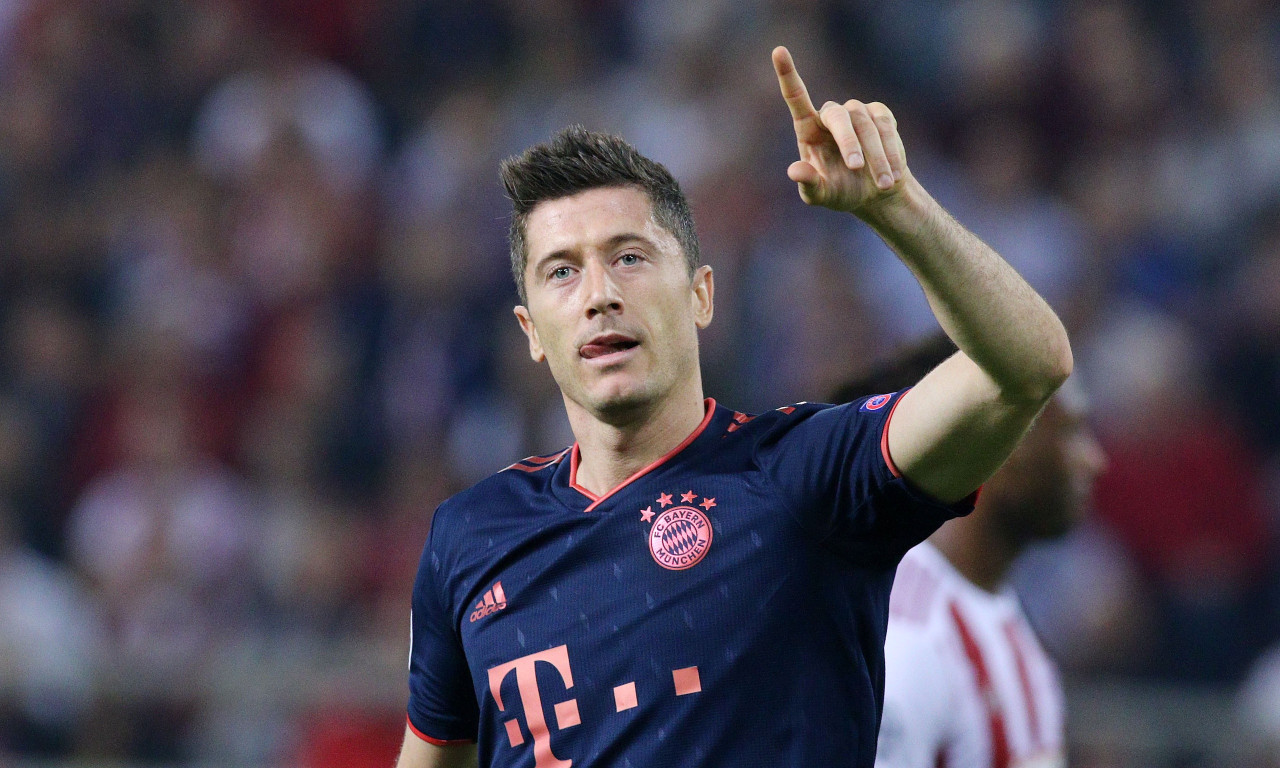 Ρόμπερτ Λεβαντόφσκι: Ο «μνηστήρας» του Πολωνού που αλλάζει τα δεδομένα