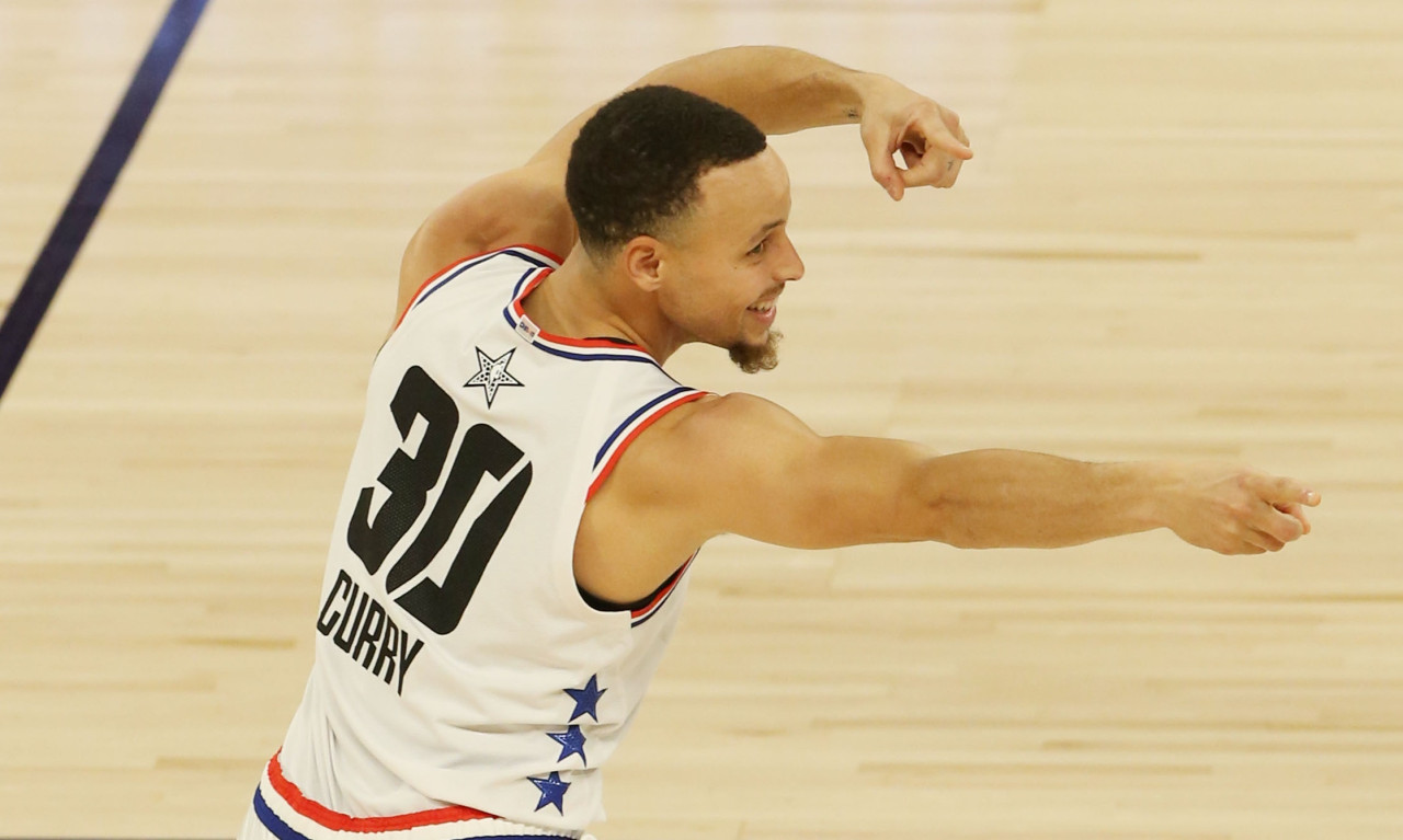 NBA: Το σήκωσαν μέσα στη Βοστώνη οι Ουόριορς (video)