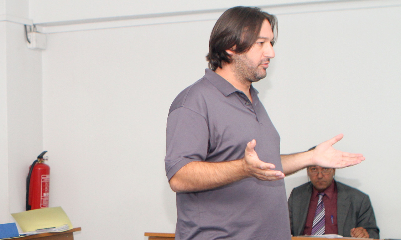 Σταθάκης: «Χωρίς ανακατασκευή του γηπέδου το όραμα μας θα παραμένει στάσιμο»