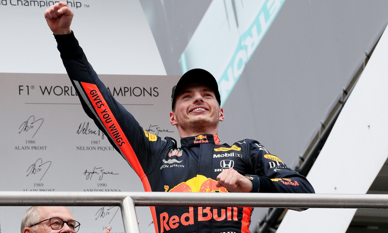 Formula 1: «Poleman» o Φερστάπεν σε επεισοδιακό αγώνα