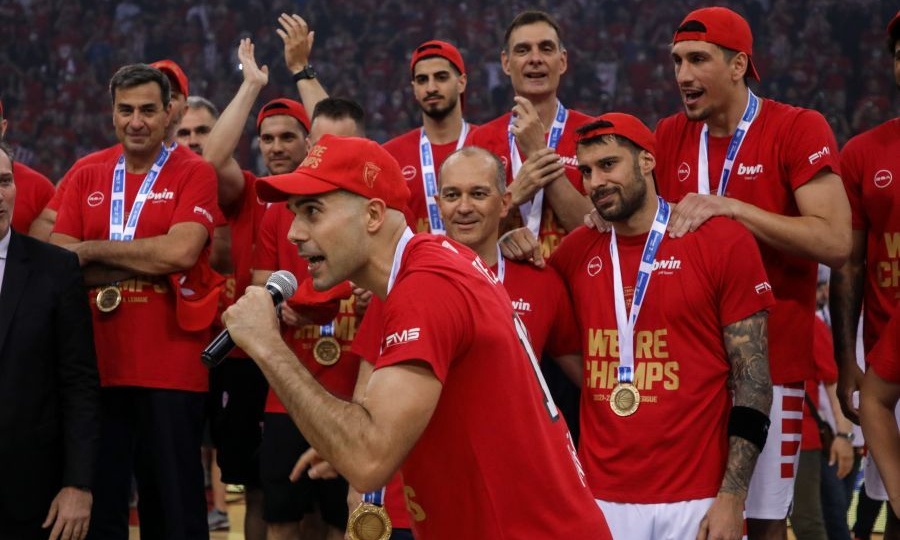 Σλούκας: «Είναι ωραίο όταν τελειώνεις τη δουλειά με τον σωστό τρόπο» (photo)