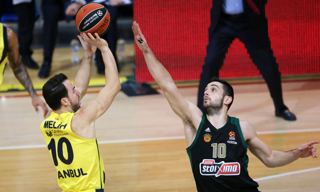 Φενέρμπαχτσε: «Έδεσε» Μαχμούτογλου