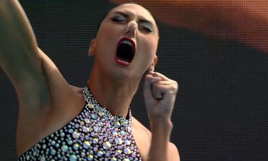 Παγκόσμιο Υγρού Στίβου: «Χάλκινη» ξανά η Πλατανιώτη - Ρόκαρε με Φρέντι Μέρκιουρι στον τελικό (video)