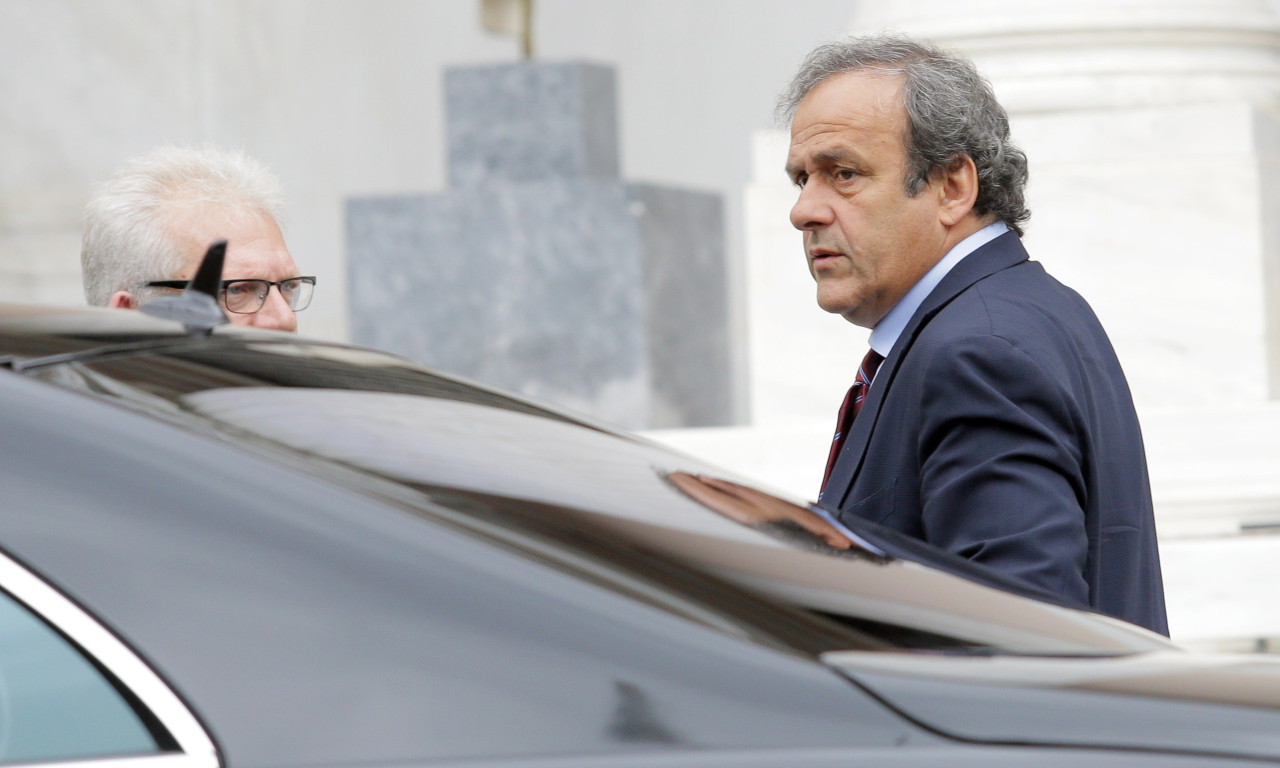 Πλατινί για FIFA: «Τελείωσε, νίκησαν»