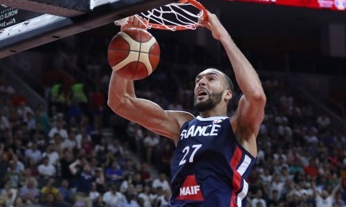 NBA: «Βόμβα» με Γκομπέρ στους Τίμπεργουλβς!