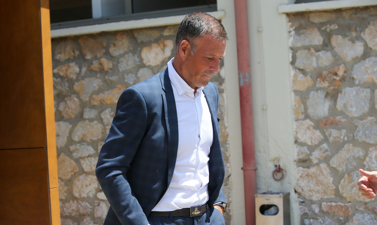 Super League: Επιστολή σε FIFA και UEFA για παραμονή Κλάτενμπεργκ και επαγγελματική διαιτησία