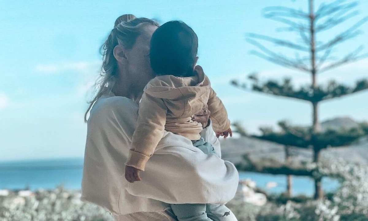 Λαχτάρησε η Μαρία Ηλιάκη! Το «ατύχημα» στο σπίτι και η αγωνία για την κόρη της