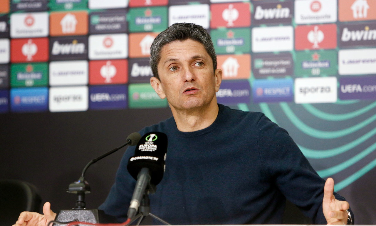 Live Streaming η συνέντευξη Τύπου του Ραζβάν Λουτσέσκου