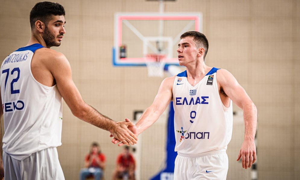 Απίστευτο! Ο Γιατράς δεν έβγαλε δευτερόλεπτο τον Μαντζούκα από το Ελλάδα-Πολωνία (pic)