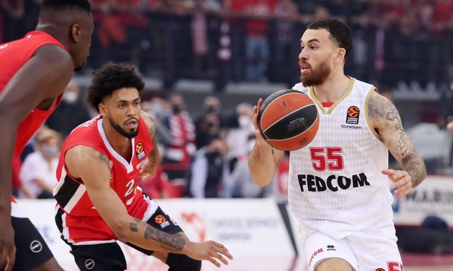 Μάικ Τζέιμς: Προσφέρει θέαμα με απίστευτα καλάθια ακόμα και στις προπονήσεις (video)