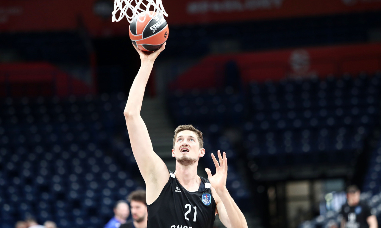 Αναντολού Εφές: Νέο συμβόλαιο στον Πλάις!