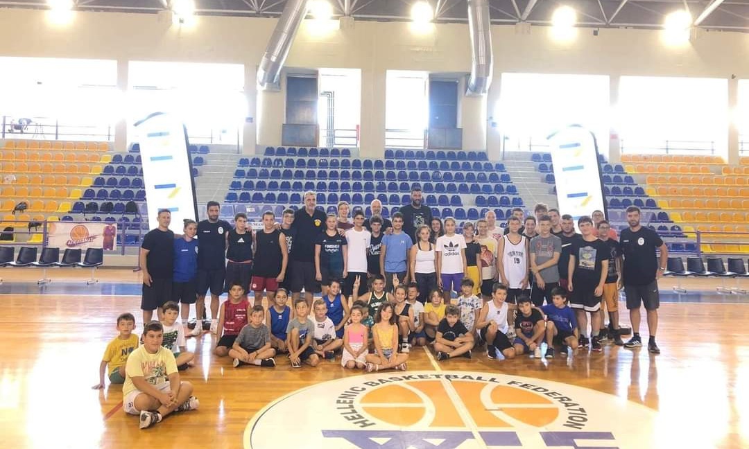Μπάσκετ στην Περιφέρεια: Τρομερή υποδοχή σε Μπουρούση και Οικονόμου στην Χαλκίδα