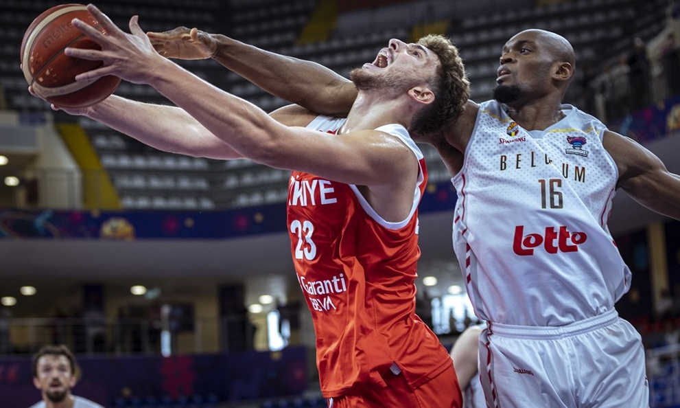 Eurobasket 2022: «Καθάρισε» από νωρίς το Βέλγιο η Τουρκία με «όργια» Σενγκούν