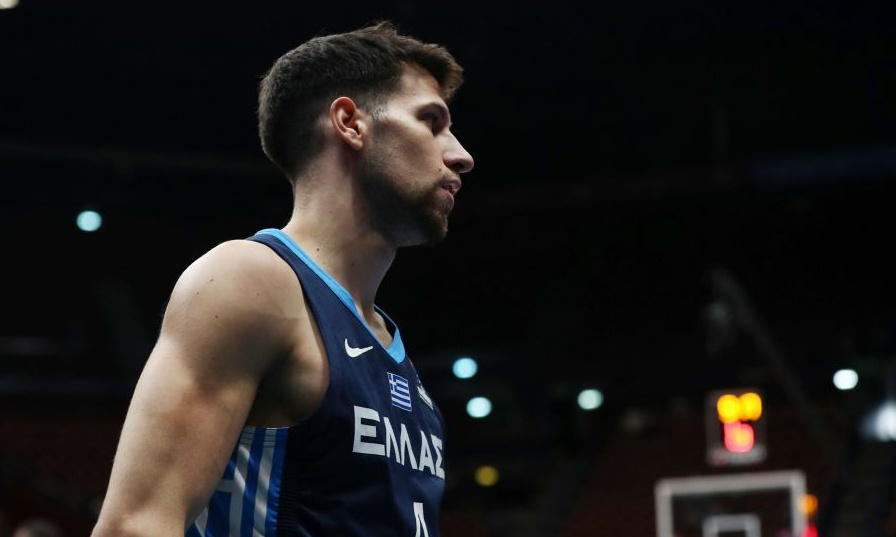 Eurobasket 2022: Το «έριξε» στο ποδόσφαιρο ο Λούντζης (video)