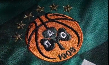 Παναθηναϊκός: Οι νέες «πράσινες» φανέλες (video)