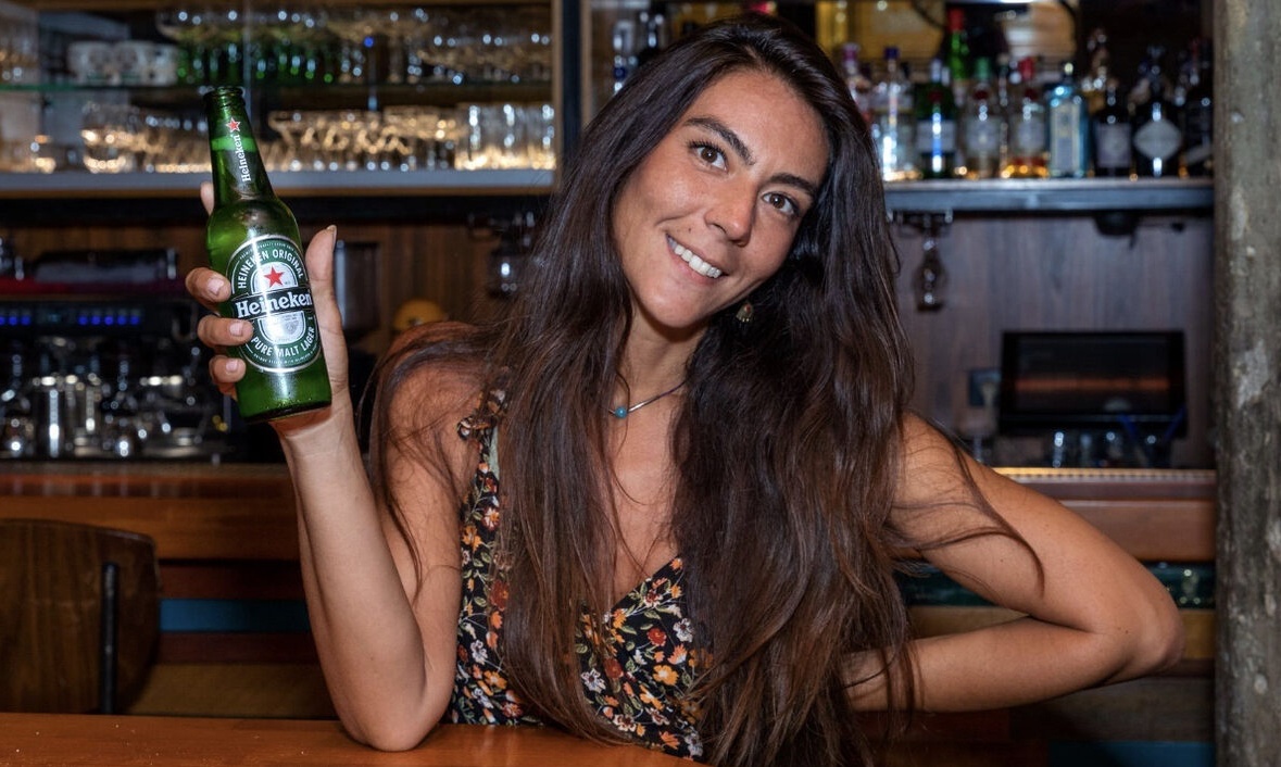 Η Εύη Χρήστου από το Drunk Sinatra μας εξηγεί πώς η πρώτη γουλιά μπορεί να απογειώσει την ημέρα μας