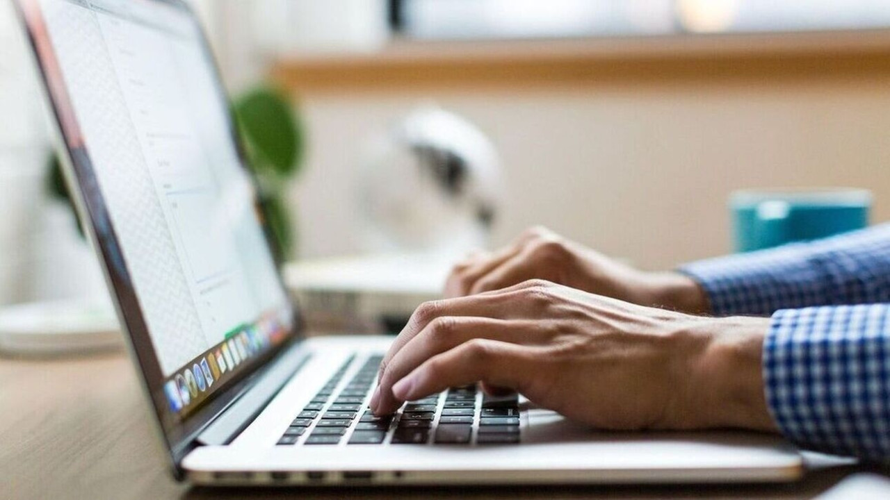 Σχεδόν 15.000 κενές θέσεις εργασίας: Ποιους αφορούν και μέχρι πότε υποβάλλονται αιτήσεις