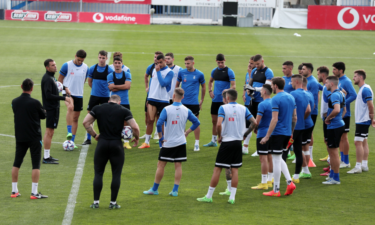 Εθνική Ελλάδας: Κλειστά χαρτιά ο Πογέτ - Διεκδικούν θέση στην ενδεκάδα Μάνταλος και Φούντας