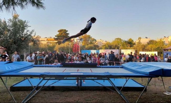 Γυμναστική: Επίδειξη τραμπολίνο στο 48ο Φεστιβάλ ΚΝΕ – «Οδηγητή»