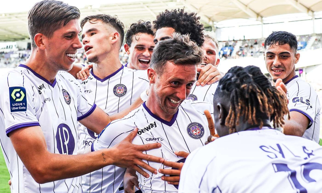 Ligue 1: Ανώτερη της Λιόν η Λανς - Στον πάγκο για την Τουλούζ ο Τσιγγάρας