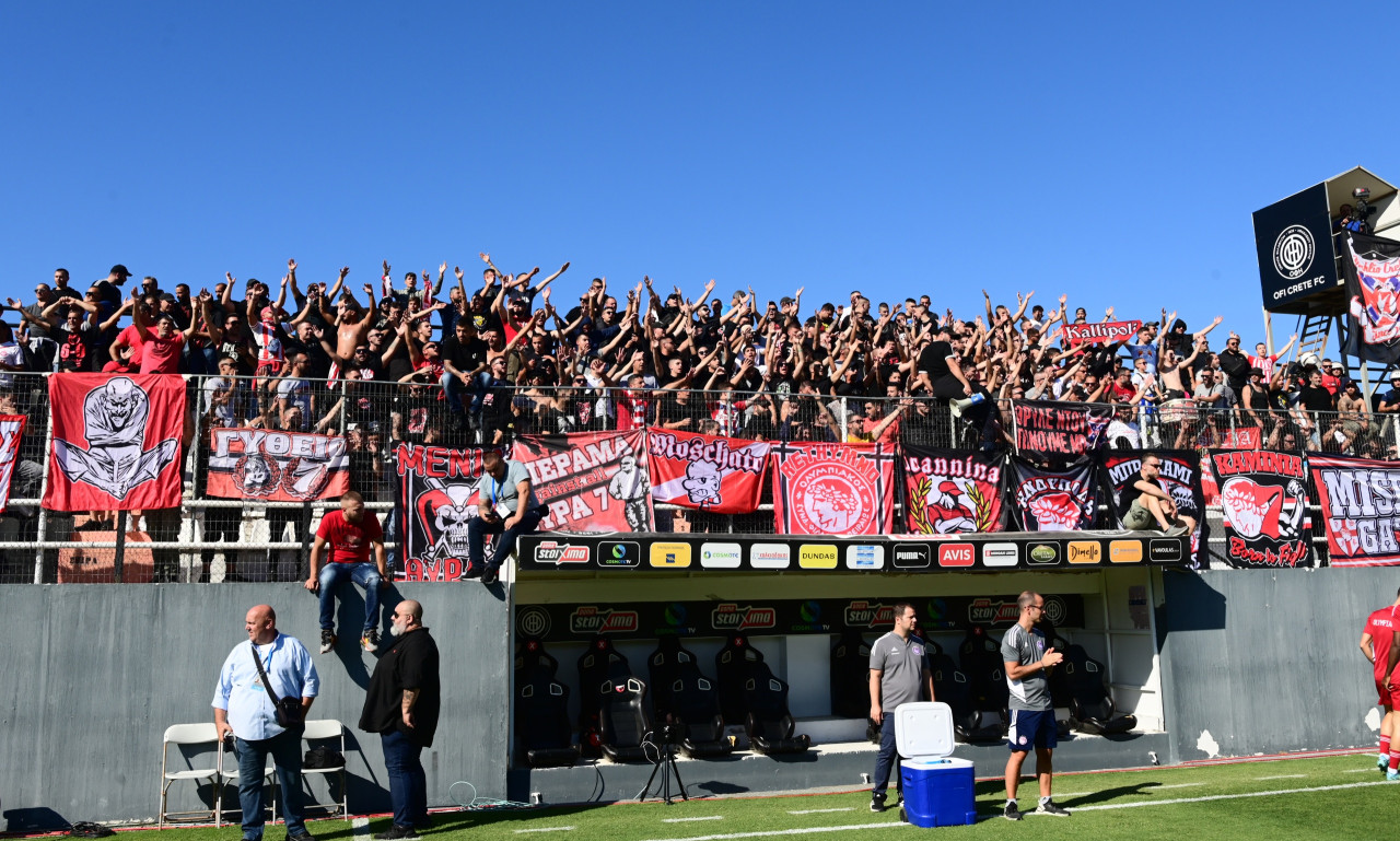 ΟΦΗ: Καταγγελίες για οπαδούς του Ολυμπιακού - «Επίθεση με πέτρες σε οικογενειακή εξέδρα»