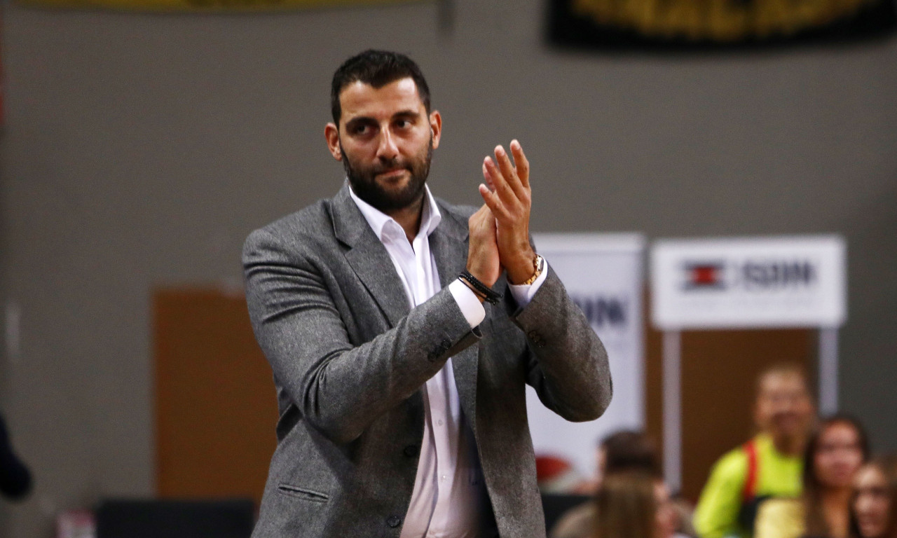 Έκπληξη: Τι ομάδα είναι ο Γιάννης Μπουρούσης!