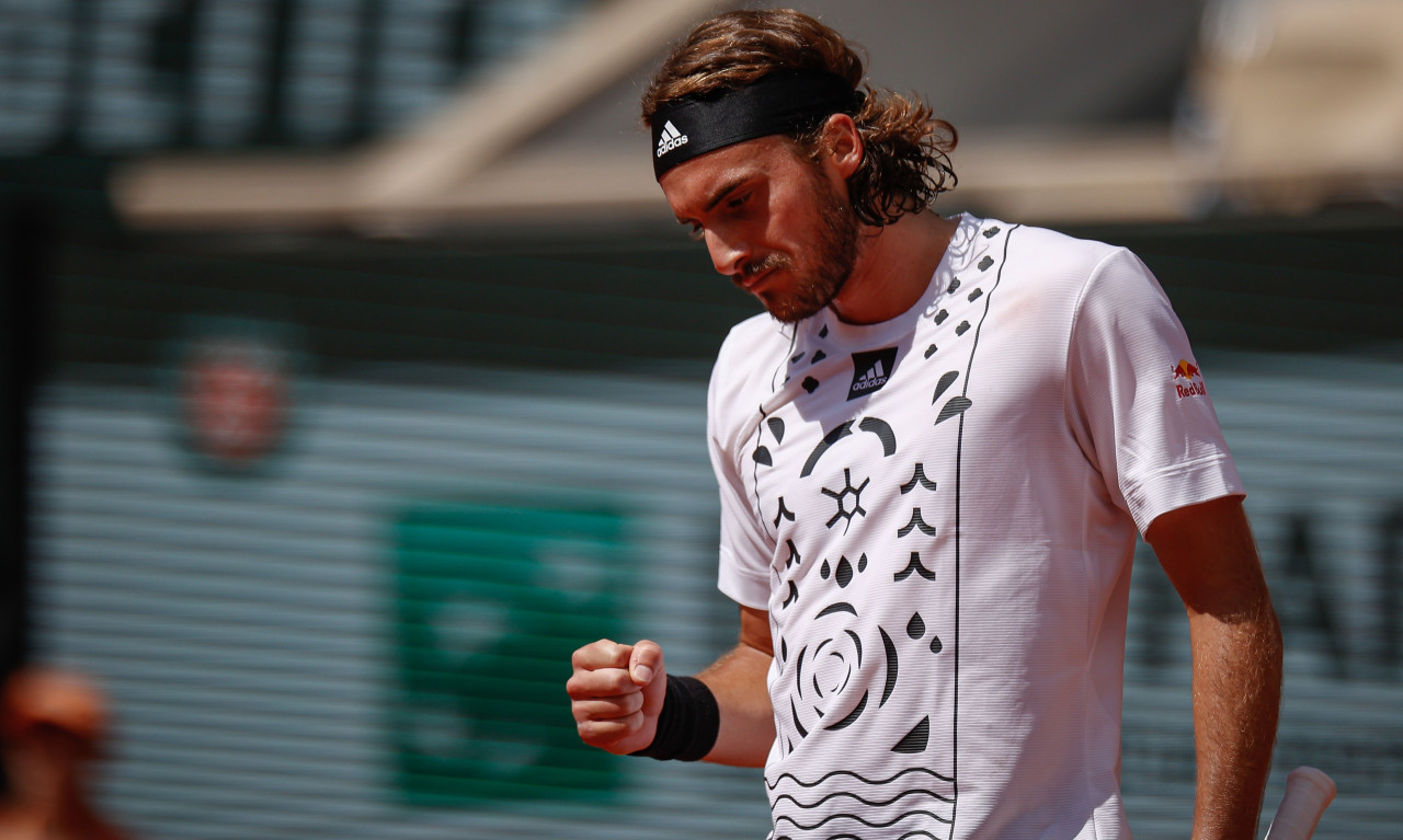 Στέφανος Τσιτσιπάς: Πέρασε με πολλά νεύρα τον Νόβακ (videos)