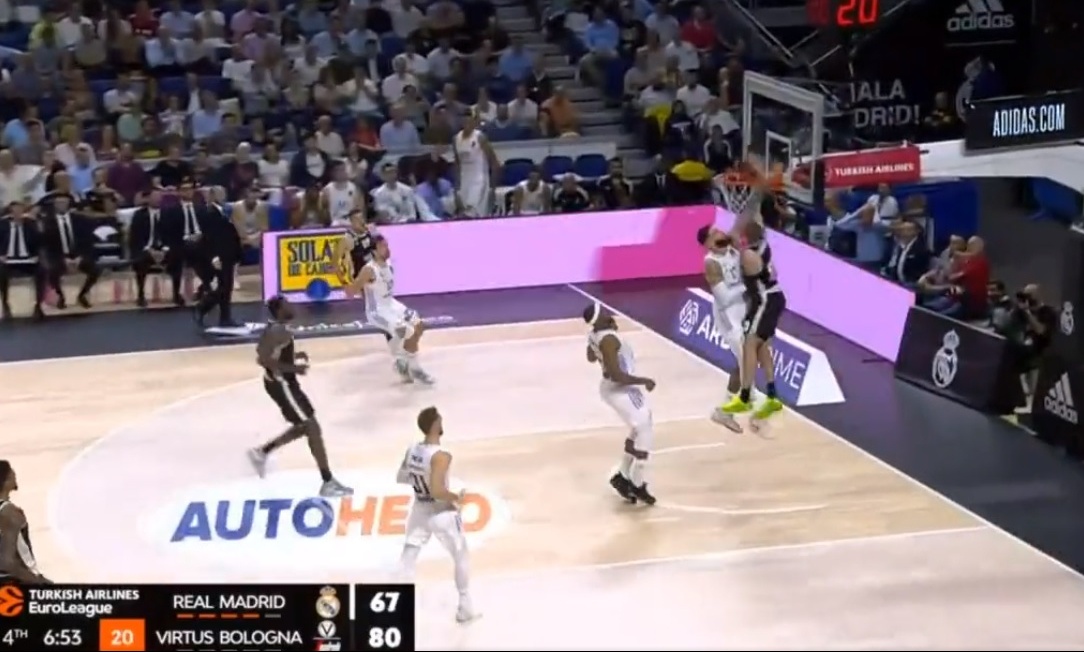 Euroleague: Παραδέχθηκε πως για 7 λεπτά Ρεάλ και Βίρτους έπαιζαν με λάθος σκορ (video)