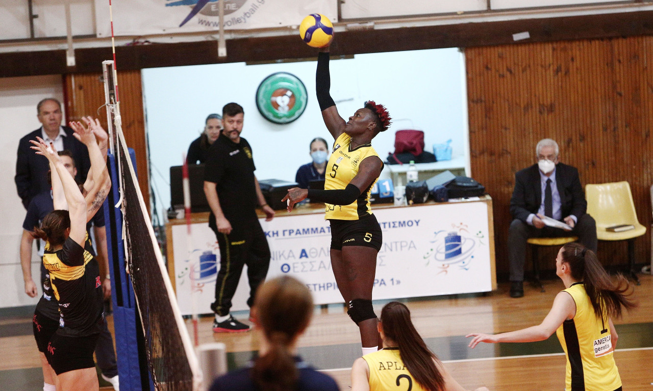 Volley League γυναικών: Με ανατροπή η ΑΕΚ, «διπλό» και ο Ηλυσιακός