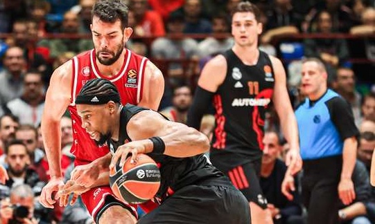 Αρμάνι-Ρεάλ Μαδρίτης 77-83: Πάτησε γκάζι και άλωσε το Μιλάνο