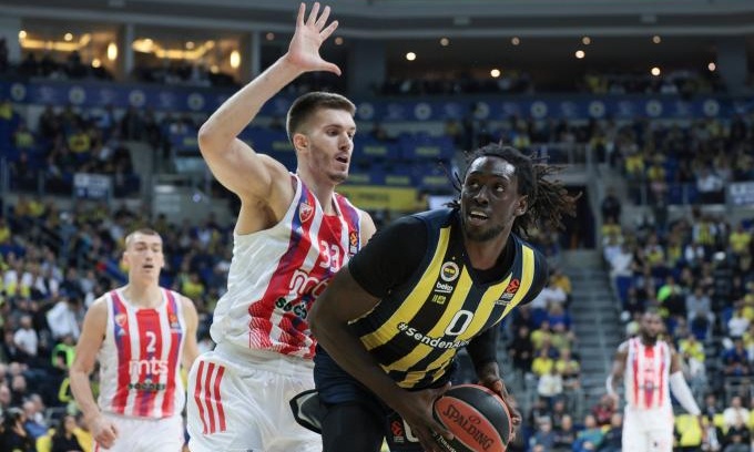 Euroleague: Η Φενέρ «καθάρισε» στο τέλος τον Ερυθρό Αστέρα