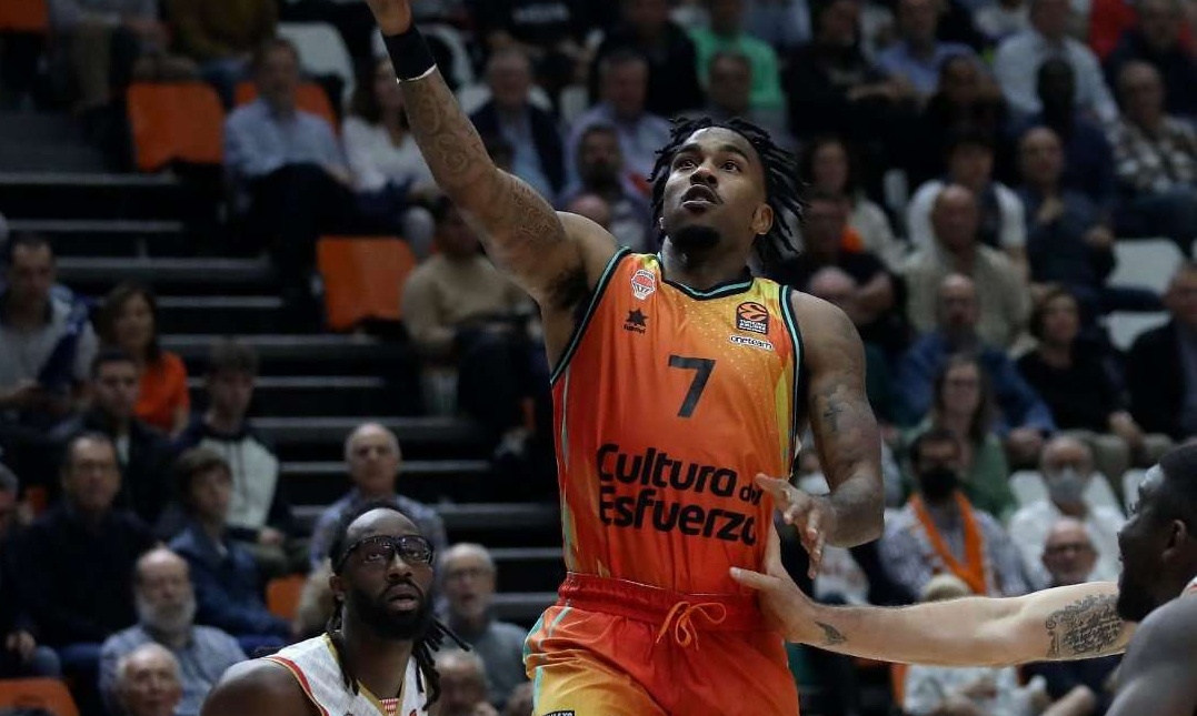 Βαλένθια-Μονακό 89-84: Νίκη με «σφραγίδα» Τζόουνς