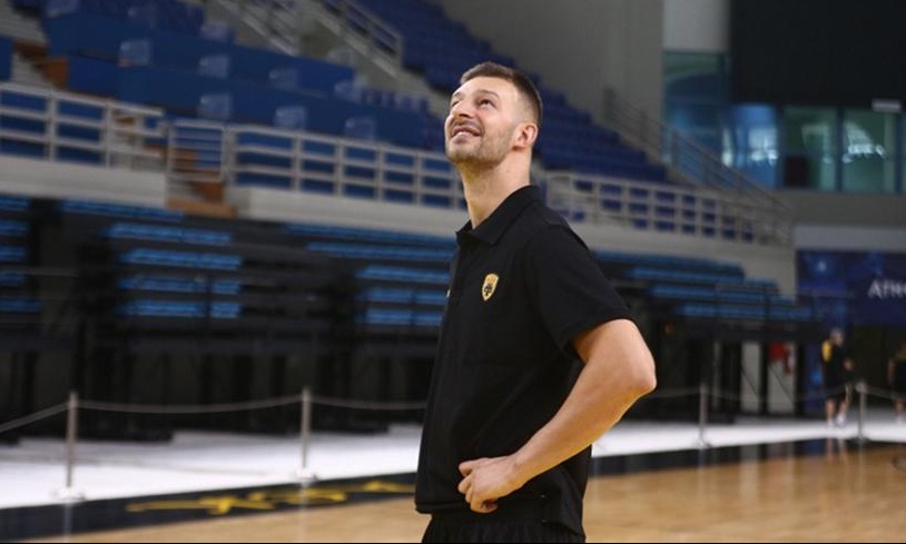 ΑΕΚ: Συγκλονίζει το βίντεο της ΑΕΚ στην μνήμη του Γέλοβατς