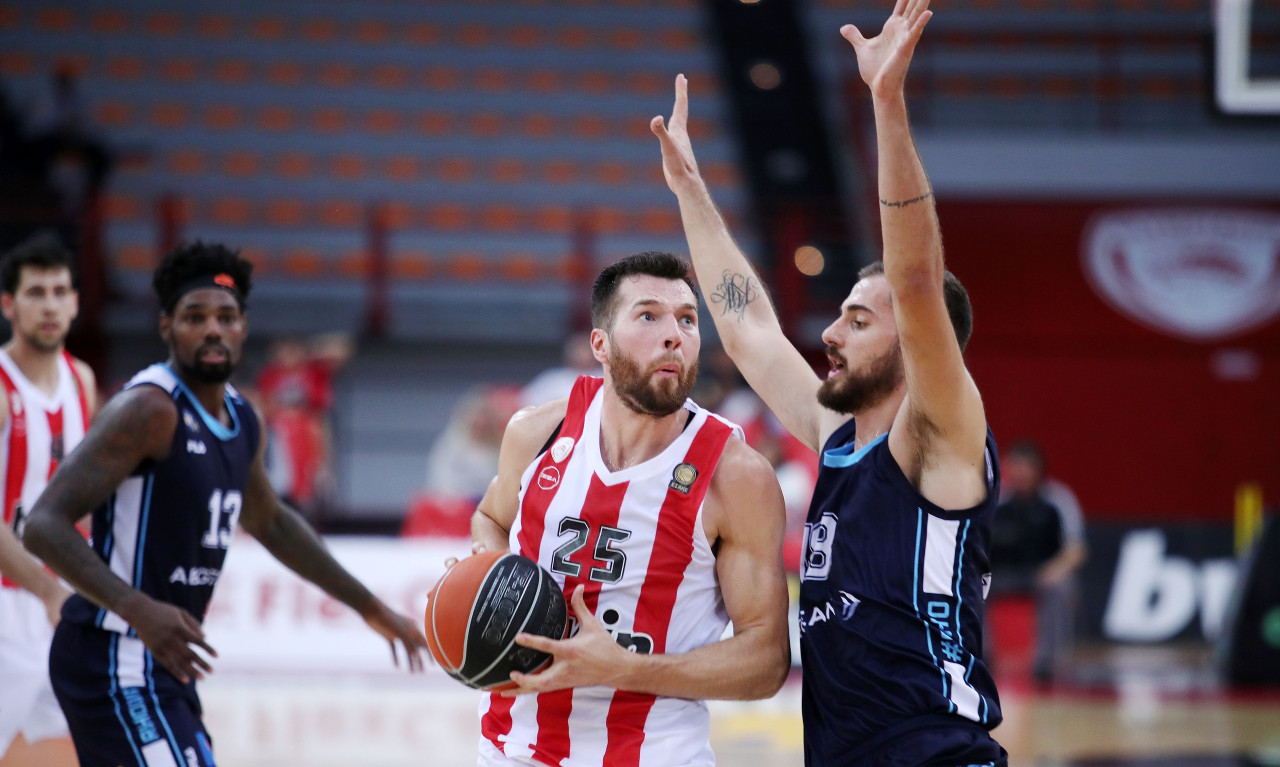 Ολυμπιακός: Εκτός με Προμηθέα ο Πίτερς