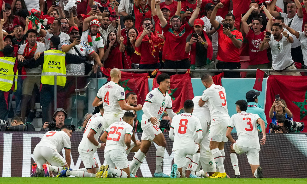 Μουντιάλ 2022: Επεισόδια των Μαροκινών στο Βέλγιο, αναποδογύρισαν κι έσπασαν αυτοκίνητα (video)