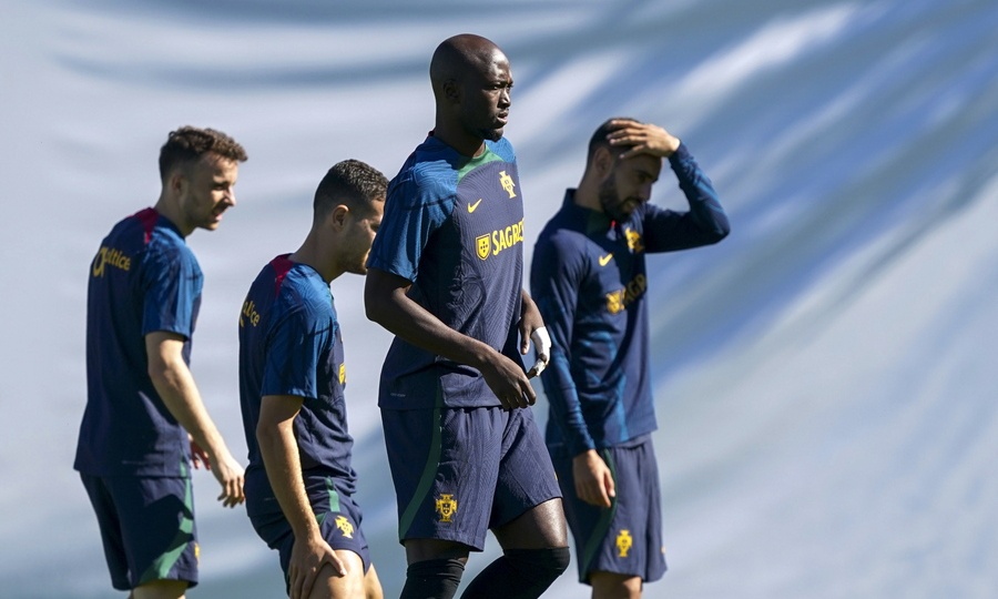 Μουντιάλ 2022: Ο Ντανίλο Περέιρα έσπασε τρία πλευρά στην προπόνηση