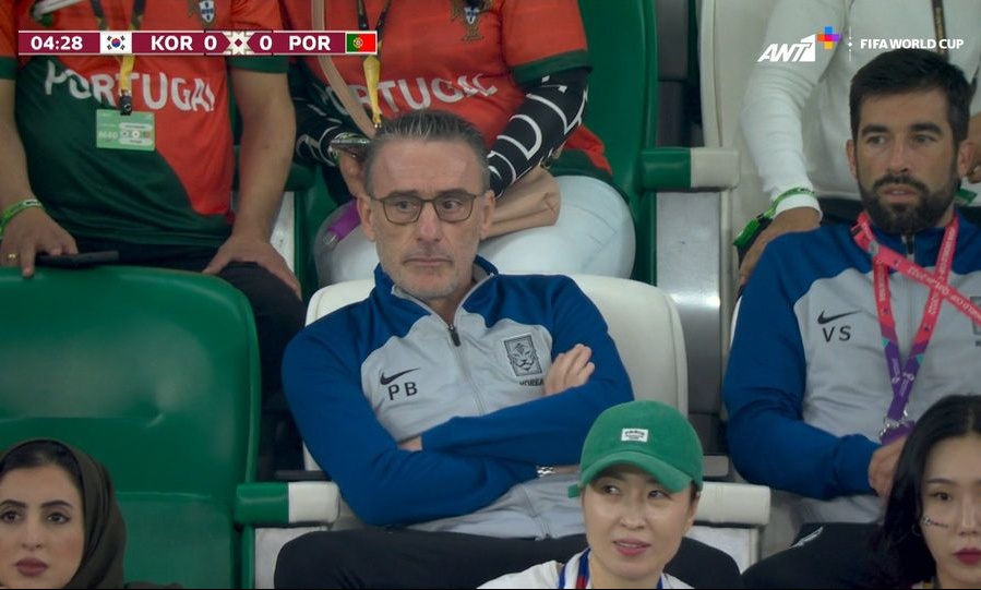 Μουντιάλ 2022: Διαμάχη Μπέντο με φίλαθλο για τον τρόπο που... καθόταν (video)