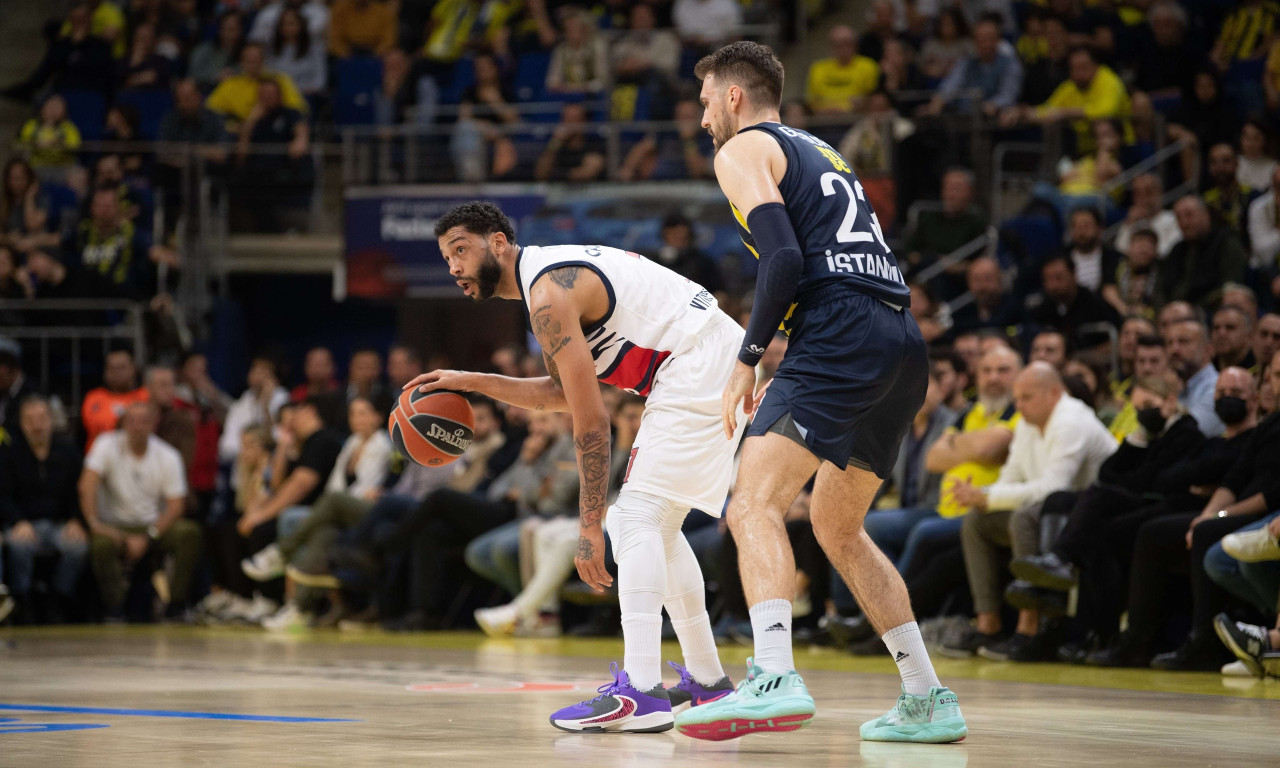 Φενέρμπαχτσε-Μπασκόνια 70-76: Μεγάλο «διπλό» με Χάουαρντ-Χένρι!