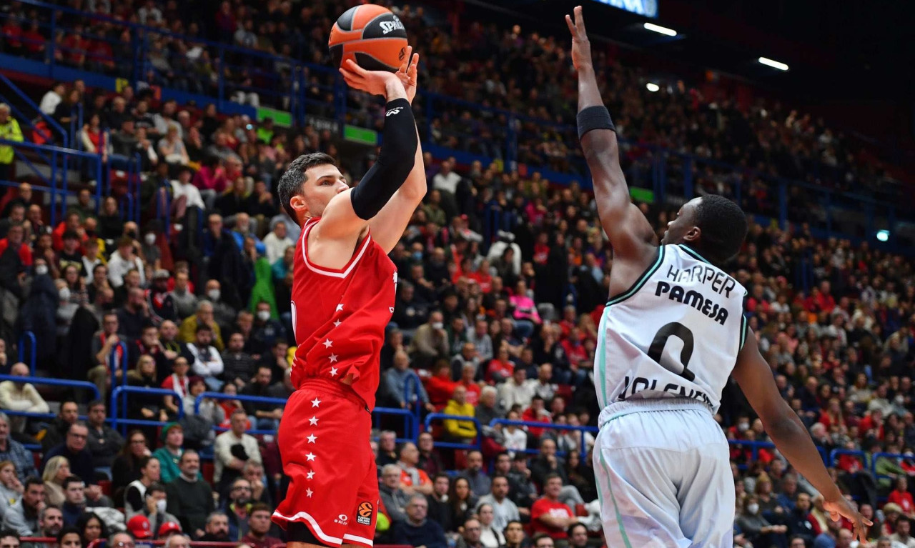 Αρμάνι Μιλάνο-Βαλένθια 90-79: Με υπογραφή Μπάρον!