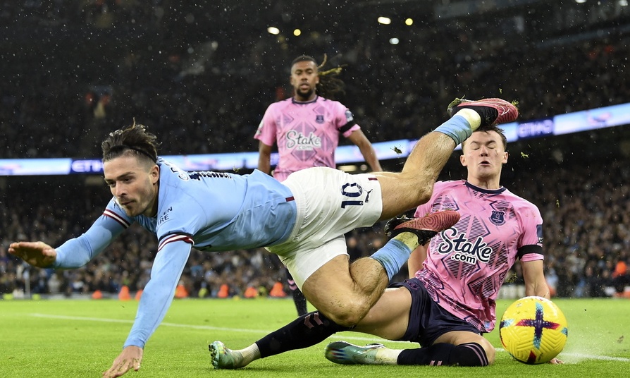 Premier League: Η Έβερτον έβαλε τρικλοποδιά στη Μάντσεστερ Σίτι, γκέλα και η Νιούκαστλ