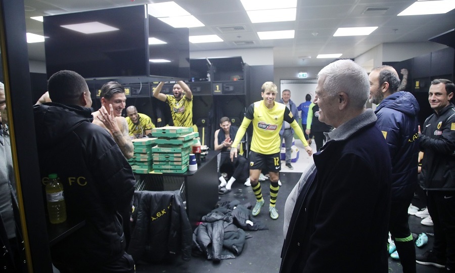 ΑΕΚ – Παναθηναϊκός: Πριμ 300.000 ευρώ από τον Μελισσανίδη στους παίκτες της Ένωσης! (video+photos)