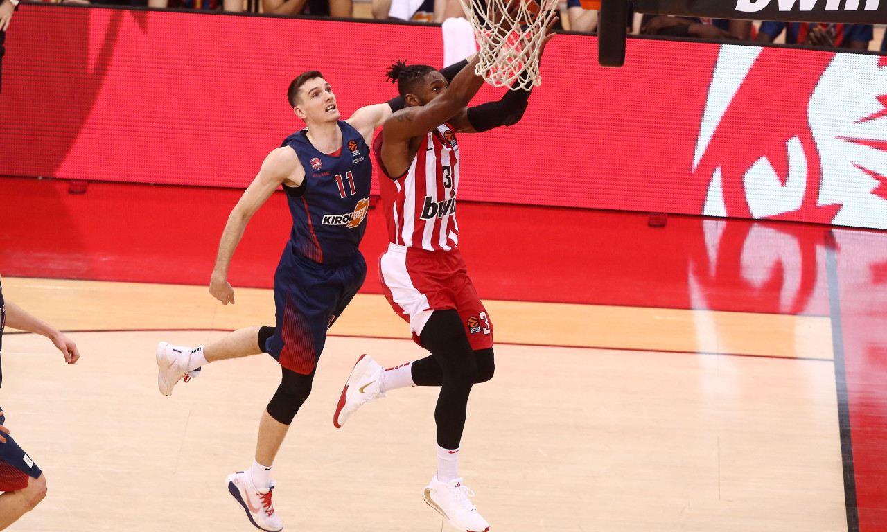 Euroleague: Τα «έχωσαν» στους διαιτητές του Βίρτους-Ολυμπιακός Τζάνινγκ και Ντιλέινι!