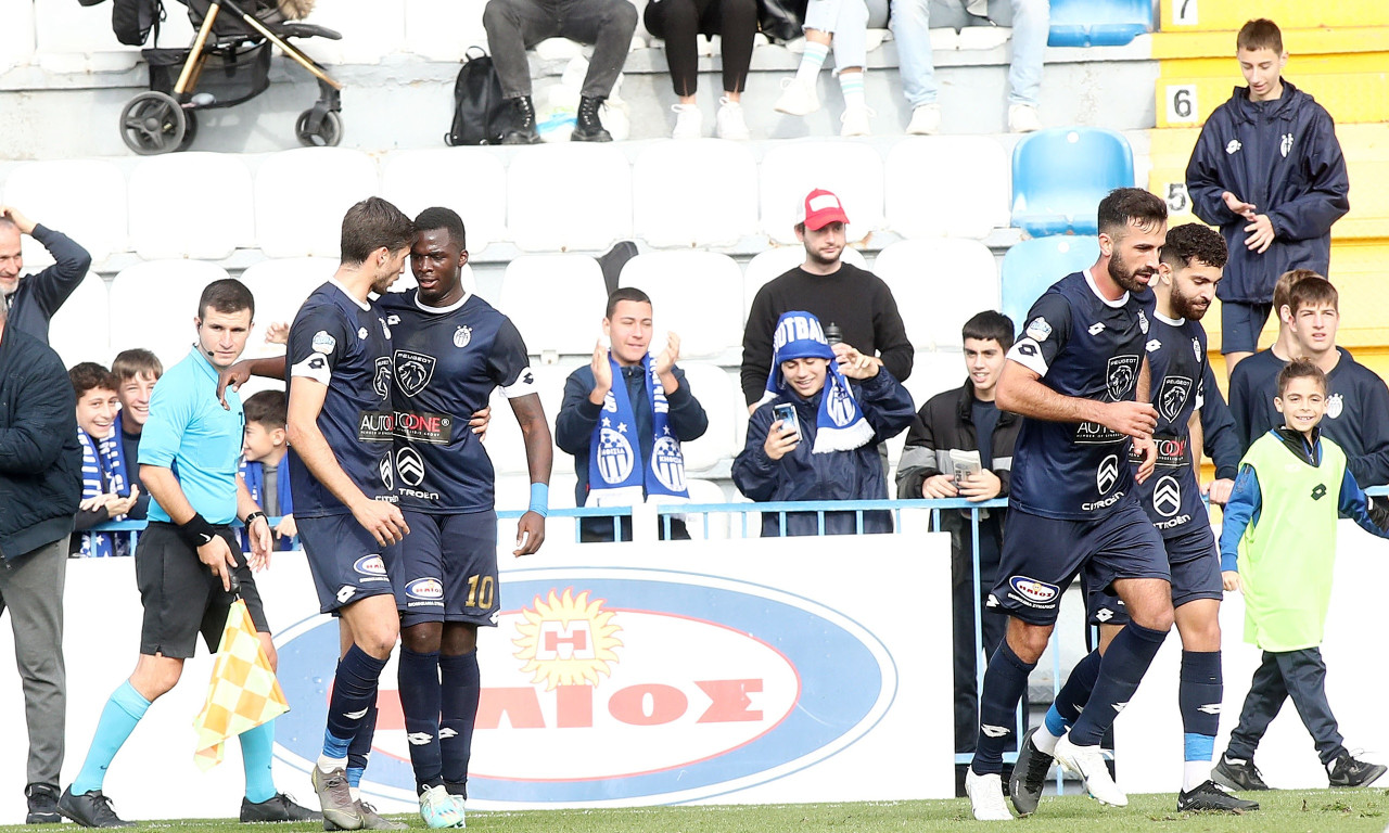Super League 2: Η Κηφισιά με τριάρα πήρε το ντέρμπι με την Παναχαϊκή και είναι μόνη πρώτη (video)