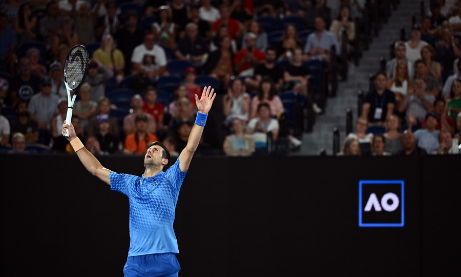 Australian Open: Σαρωτικός ο Τζόκοβιτς στην επιστροφή του - Λατρεία από τον κόσμο (video)