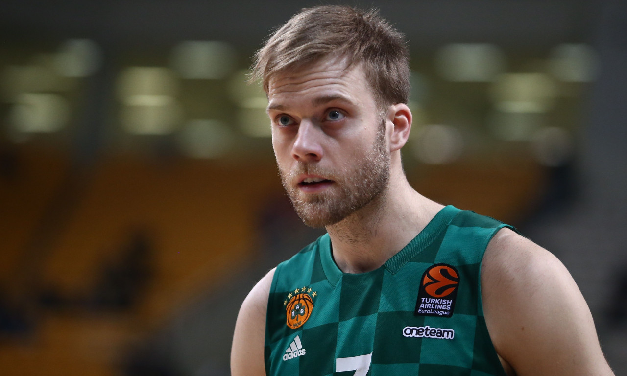 Παναθηναϊκός: Χωρίς Ουόλτερς και Μαντζούκα με Λαύριο