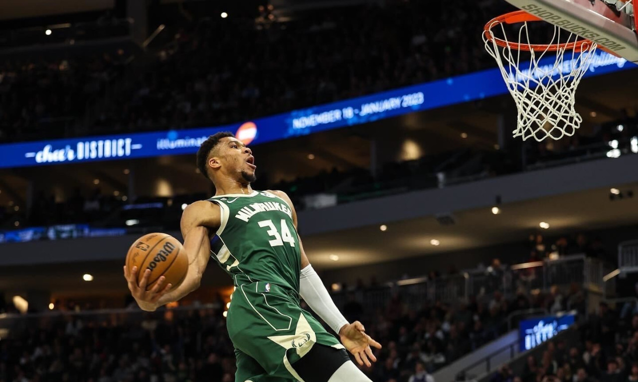 NBA: Η εξήγηση Μπούντενχολζερ για τη νέα απουσία του Γιάννη Αντετοκούνμπο