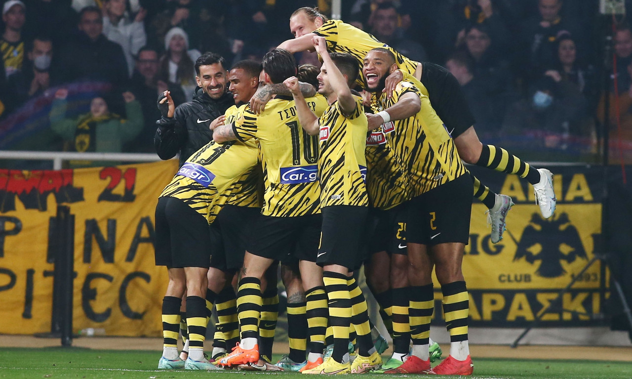 ΑΕΚ: Έκανε τη νύχτα μέρα και πέρασε στην κορυφή με όπλο την «Αγιά Σοφιά-OPAP Arena»