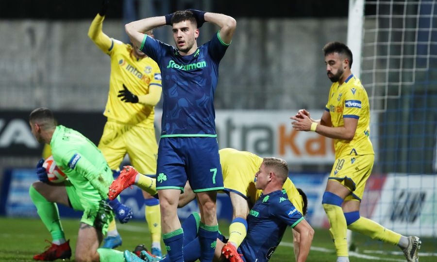 Βαθμολογία Super League: «Αυτοκτονία» Παναθηναϊκού, στο +2 η ΑΕΚ, καραδοκούν ΠΑΟΚ κι Ολυμπιακός